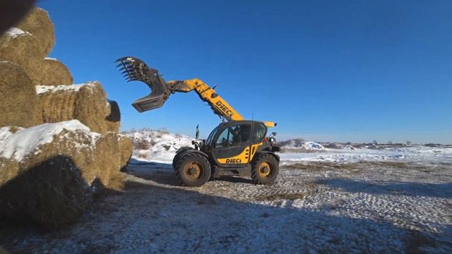 Телескопический погрузчик DIECI Разгрузка соломы