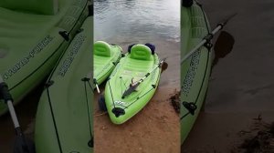 надувной каяк от..фирмы..интекс..опасная игрушка на воде