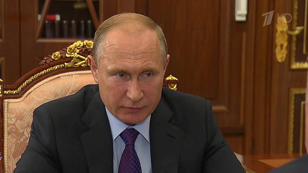 Владимир Путин встретился с губернатором Хабаровского края Вячеславом Шпортом