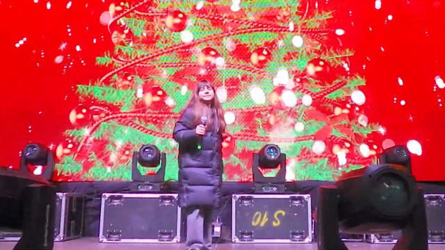 02 Camelia Cusciac - Rockin' Around The Christmas Tree (Oraselul de Craciun 31.12.2022) смотреть онлайн