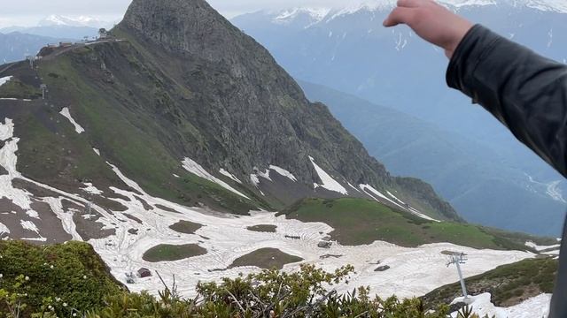 Упала на склоне. Камнепад. Серны и дельфины. Сочи.
