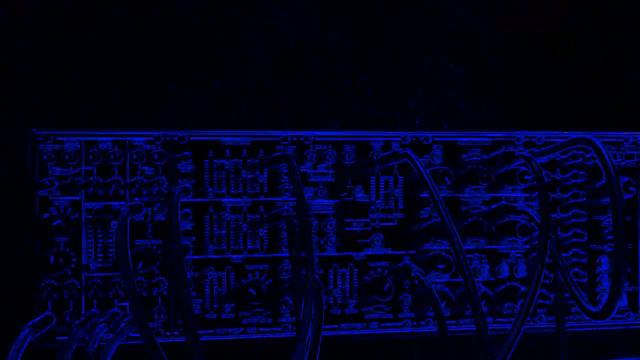 System 100 - Behringer #onesynthchallenge смотреть онлайн