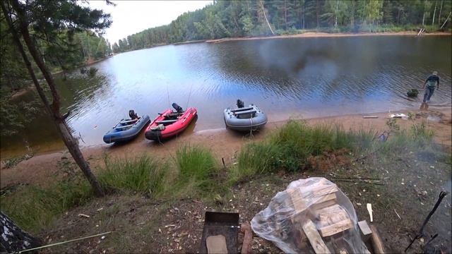 РЫБАЛКА / 7 серия. Ловля щуки и окуня на спиннинг с лодки / Отдых с палатками на реке. смотреть онлайн