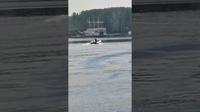 Флагман 380 и ветерок 8м смотреть онлайн