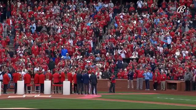 Cardinals introduce Yadi, Waino and Albert on Opening Day смотреть онлайн