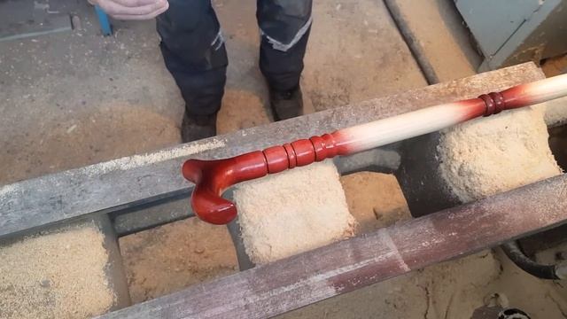 трость из дерева на токарном станке смотреть онлайн