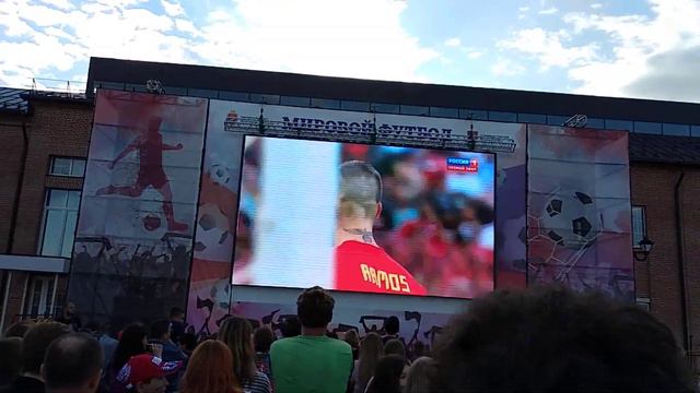 ЧМ2018 фан-зона тульский Кремль Россия - Испания послематчевые пенальти смотреть онлайн