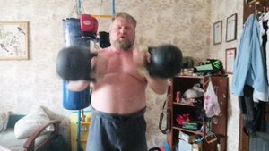 Тяжёлые гири после часовой прогулки