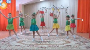 Разговор осенних листочков. Ведущая - Юданова Ангелина. Мы танцуем, мы играем