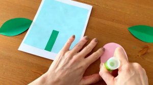 Цветы из бумаги. Простая объемная открытка на 8 марта. Справятся даже малыши!