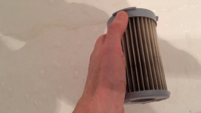 Чистка фильтра пылесоса Electrolux ZAC 6716 смотреть онлайн