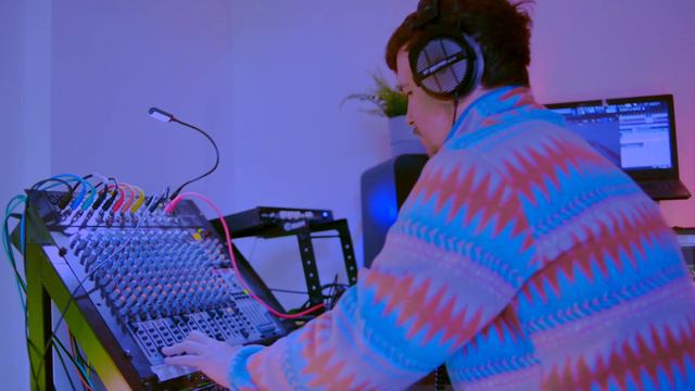 Jamuary 2020 - Day 21 Old Sax Dub (In A Stepper Style) смотреть онлайн