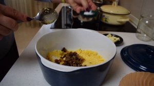 Как приготовить кукурузную кашу / Рецепт сладкой каши