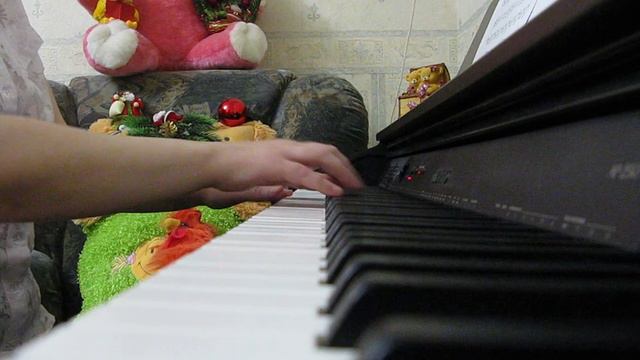 Стихи Леонида Дербенёва. Музыка Александра Зацепина. "Песенка о медведях".