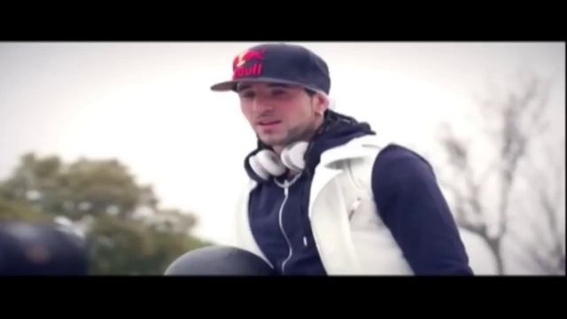 Sean Garnier Football Freestyle Revealed смотреть онлайн