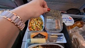 Emirates Food Economy Class 2022 | Еда Эмирейтс Эконом класс