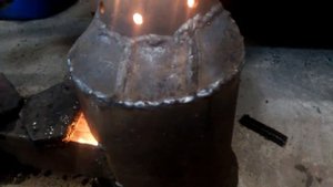 Буржуйка на отработке плюс масло с водой..