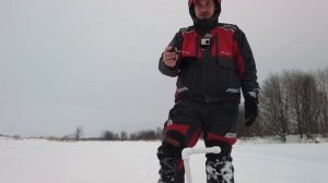 Ловля окуня на блесну зимой. Поиск окуня в глухозимье.