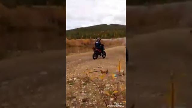 Проезд через реку на мотоциклах смотреть онлайн