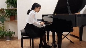 Маргарян Асмик, 1. А. Гречанинов "Камаринская", 2. А. Смелков Этюд-картина "Весна. Санкт-Петербург"