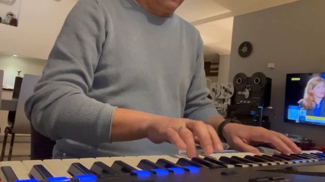 Italo disco - Demo - Cover / Yamaha Genos смотреть онлайн