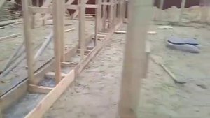 Выставление лесенок для дома из опилкобетона