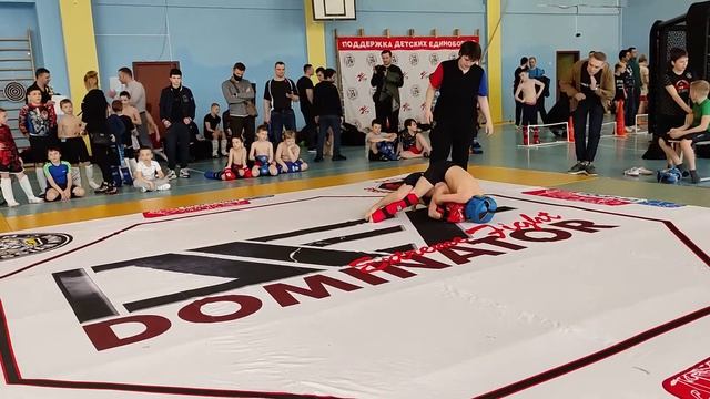 Dominator Extreme Fight 11 -81 смотреть онлайн