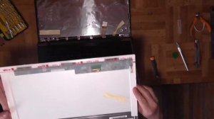 Как поменять дисплей (матрицу) на ноутбуке Asus X75a