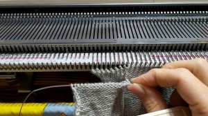 Складка (плиссе на однофонтурной машине) Платье "Неженка", перед / pleated on a single-loop machine