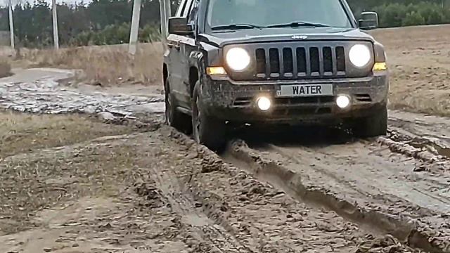 Тестируем Jeep Patriot смотреть онлайн