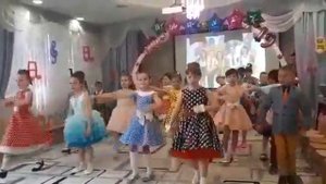 Флешмоб выпускной дети