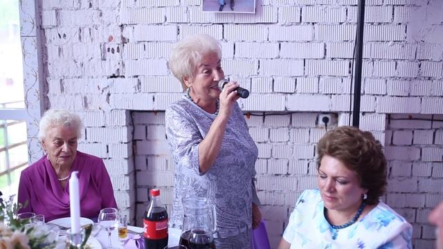 ЛУЧШЕЕ ПОЗДРАВЛЕНИЕ БАБУШКИ НА СВАДЬБЕ ЖЕНИХА И НЕВЕСТЫ смотреть онлайн