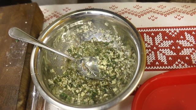 Запеченая баранья нога в углях на мангале смотреть онлайн