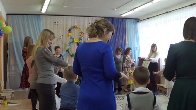 Старшая группа праздник к 8 марта смотреть онлайн