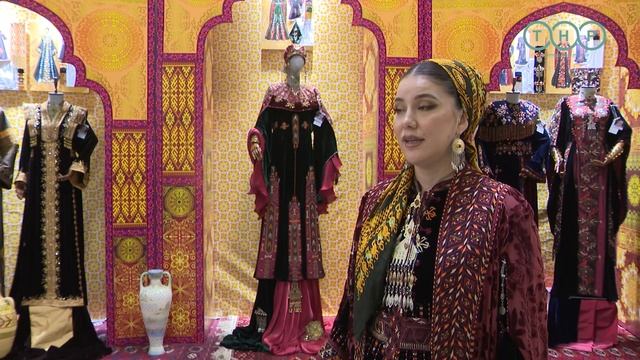 Махтумкули в произведениях состоялась выставка приуроченная 300 летию Великого мыслителя Востока смотреть онлайн