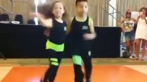 сальса! дети танцуют супер!!!