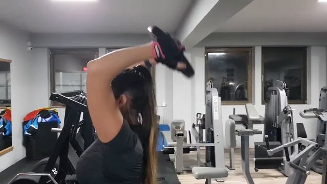 Разгибание локтевых суставов стоя смотреть онлайн