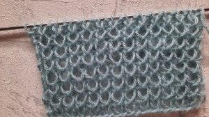 Объемный воздушный  ажурный узор ! Всего 1 ряд разными спицами.