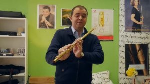 Ассоциация Флейтистов. Видео урок 1. Как правильно держать флейту.