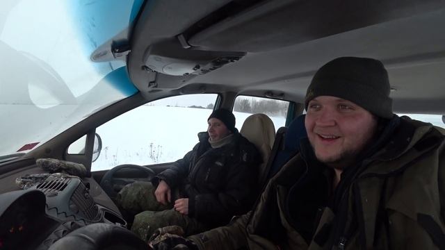 Спасение рыбы от замора на озере смотреть онлайн