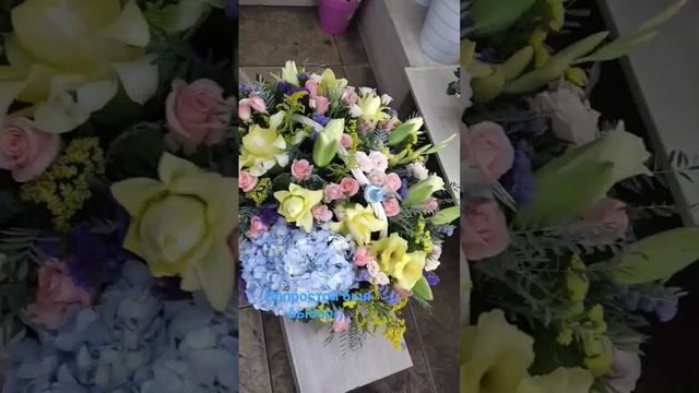 Почему выбрать цветы так сложно? И к тому же хочется всё и сразу) #Алматы #цветы #красота смотреть онлайн