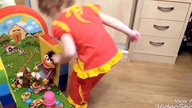 Детское мягкое кресло - лучшая игрушка. смотреть онлайн