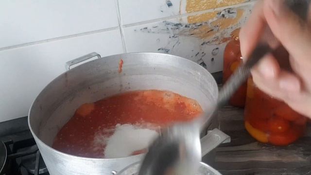 Помідори власному соку  на зиму