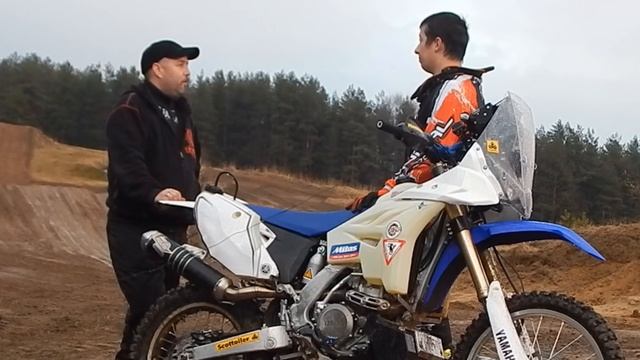 Будущая звезда Дакара - Иван Ли | Поговорим? | BikerInside смотреть онлайн