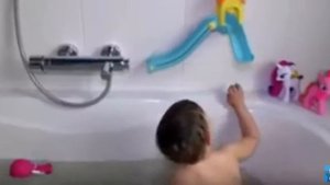 ★ Развлечения Для Детей Игрушка для Ванной Пиратский Корабль Купаемся в Пене Шариках Game bath ball