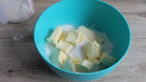 Немецкий пирог с штрейзелем и джемом