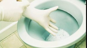 Как УДАЛИТЬ Ржавчину в Унитазе