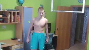 как научиться егер на турнике?!