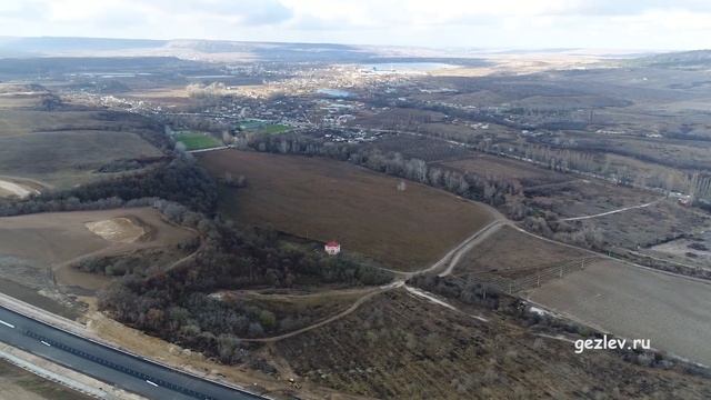 Трасса Таврида 6 этап мост через реку Альма вблизи с. Тополи Бахчисарайский р-н Крым вид с высоты смотреть онлайн
