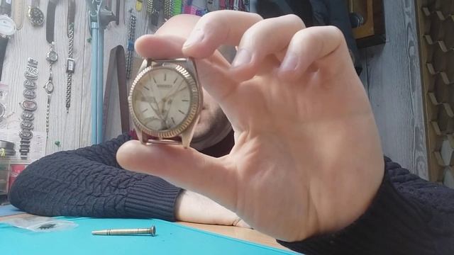 Купил инструмент для ремонта часов и другие запчасти.